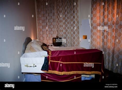 Open coffin in private home funeral wake Stock Photo - Alamy