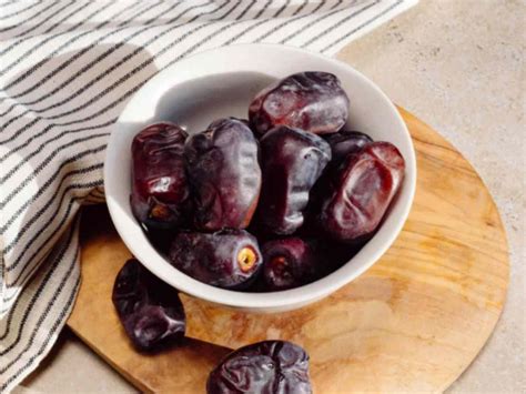 5 Astounding Health Benefits Of Dates