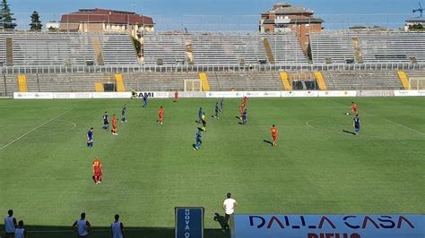 Esordio Col Botto In Campionato Per Il Prato Vittoria Per 2 1 A Ravenna