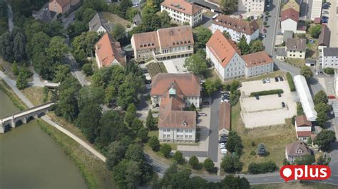 27 Modelle für neues Gebäude des Landratsamts Tirschenreuth im Rennen