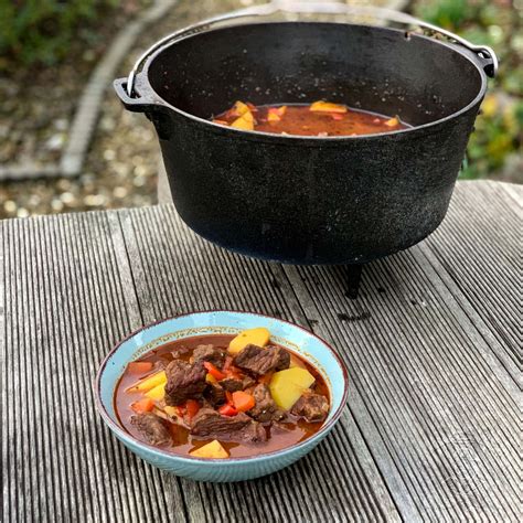 Gulaschsuppe Im Dutch Oven Cuisine Rezept