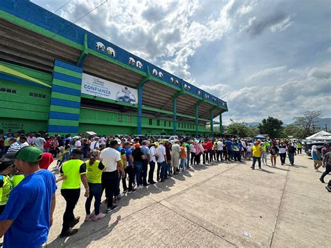 Hondudiario On Twitter TE LO CUENTO Miles De Aficionados De