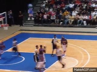 Harlem Globetrotters tricks and funny moments on Make a GIF