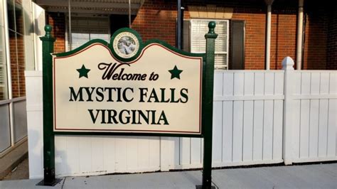 Mystic Falls Tour The Real Town Behind The Vampire Diaries Diextr