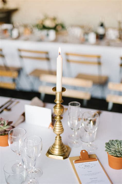 Des bougeoirs vintage ça marche aussi pour une décoration bohème