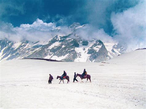 Ansoo Lake Guide To Pakistan