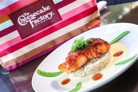 The Cheesecake Factory® จากอเมริกา ปักหมุดสาขาแรกในไทยที่เซ็นทรัลเวิลด์