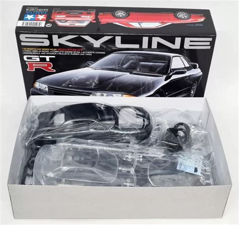 TAMIYA 1 24 NISSAN Skyline GT R BNR R32 Plastic Scale Model Car Kit