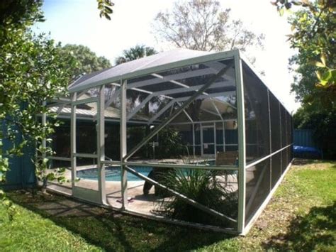 Why Install Bird Cage Pool Screen Enclosures?