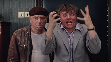 Фильм «Бриллиантовая рука» 1968: актеры, время выхода и описание на ...