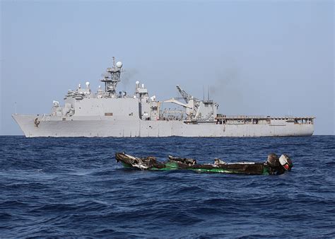 Dvids Images Uss Ashland Captures Pirates Image 2 Of 4