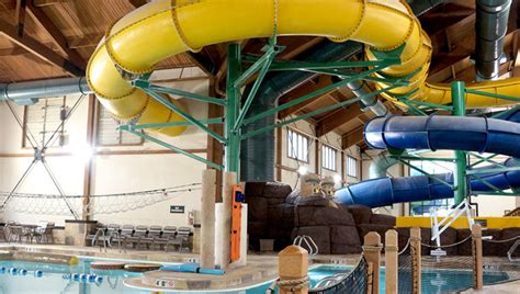 Howling Wolf Indoor Water Park Great Wolf Lodge Kansas City Ks