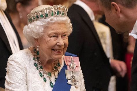 Elizabeth Ii Buckingham Palace Annonce Le Décès De La Reine