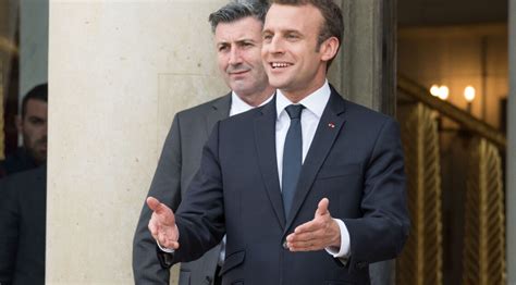 Emmanuel Macron Cr E La Surprise En D Voilant Son Salaire Lors Dune