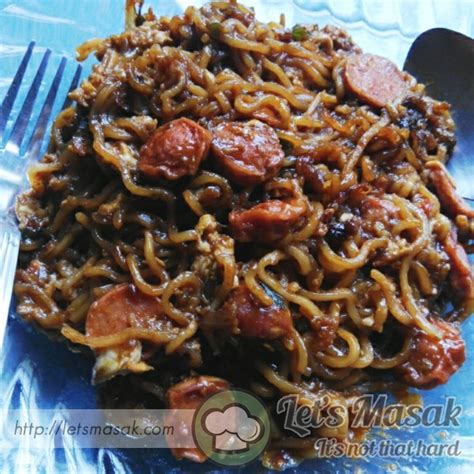 Maggi Goreng Kari Super Pedas Recipe | LetsMasak