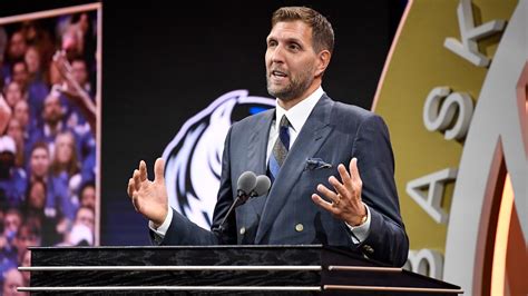 Nowitzki Gasol Parker Enter Basketball Hall Of Fame