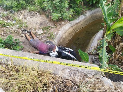 Muere Motociclista Al Salir Proyectado Hacia Una Zanja En El Istmo