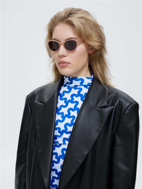 Солнцезащитные очки Cha в цвете Nude