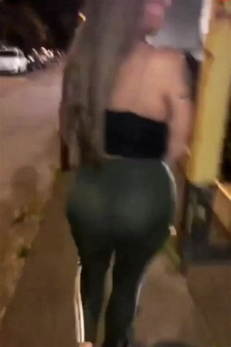 BIG ASS PARIS XHamster