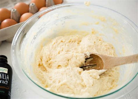 Easy Homemade Donut Holes The Chunky Chef