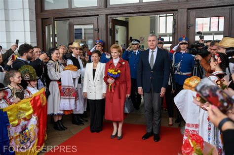 Trenul Regal N Drum Spre Alba Iulia Pentru A Marca Centenarul