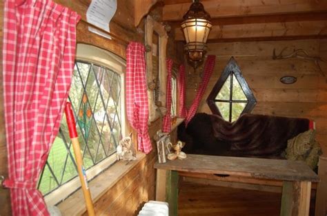 Treehouse Cabin With Stairs And Deck In The Netherlands Tiny House Pins