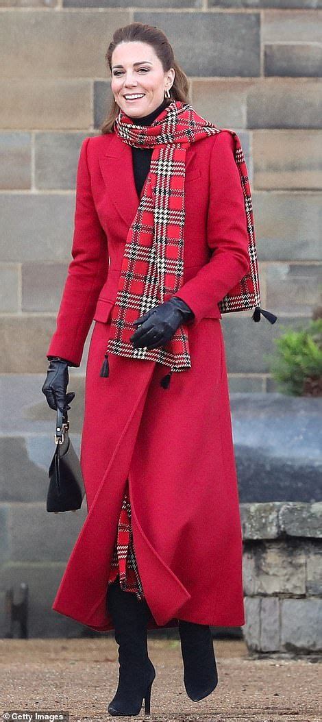 Kate Middleton Wows In Red Alexander Mcqueen Coat Christmas Express