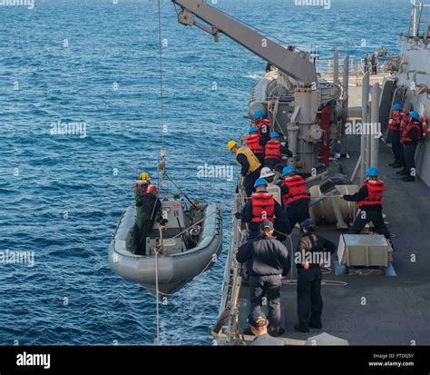 Uss The Sullivans High Resolution Stock Photography And Images Alamy