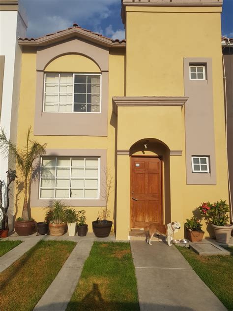 Venta Casa En Fraccionamiento En Real De Arboledas Celaya Icasas Mx