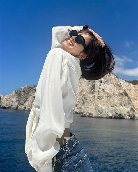 Improve Your Mood And Increase Your Energy Level Through These 3 Habits