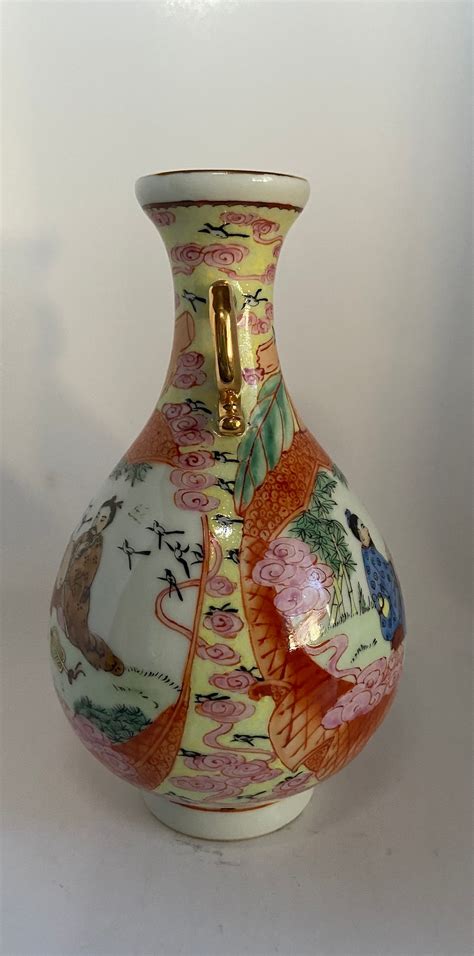 Gorgeous Hand Painted Vintage Vase Made In China Etsy