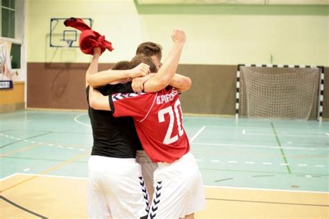 Historia pisze się na naszych oczach Red Devils w finale