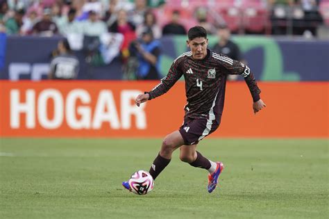 Edson Álvarez Rompe El Silencio Tras La Goliza Que Uruguay Le Propinó A La Selección Mexicana