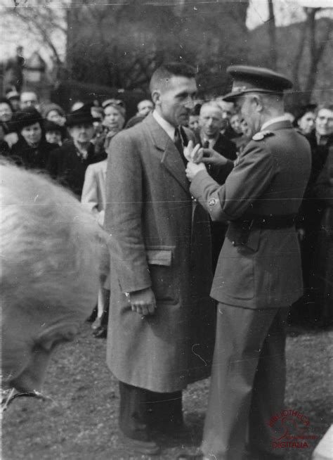 Moignelée inauguration du Monument aux morts des deux Guerres