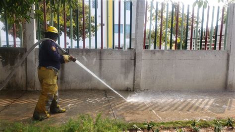 Distrito Realiza Lavado Y Desinfecci N De Reas P Blicas De