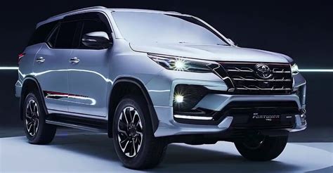 Toyota India S 2021 Fortuner Luxury SUV Facelift Detailed On Video