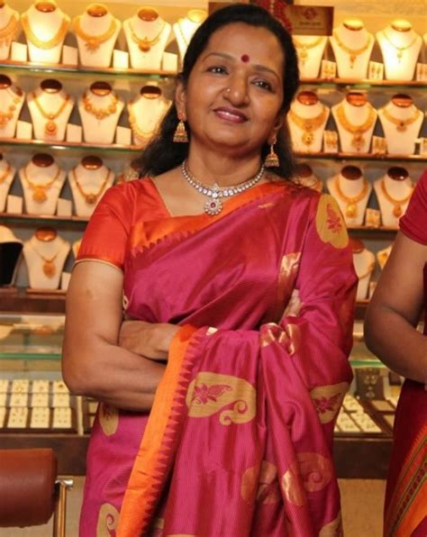 shoba chandrasekhar thalapathy vijays mother jason sanjays