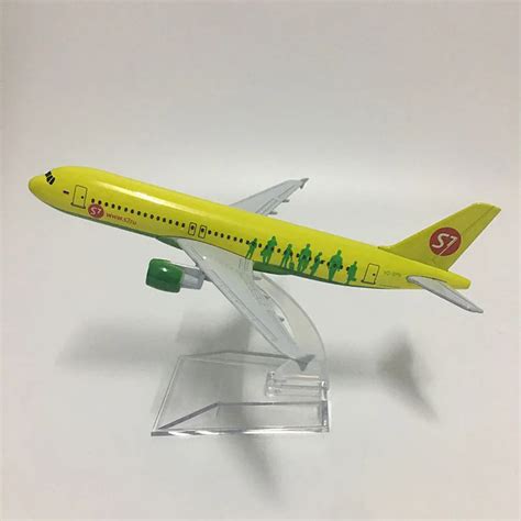 JASON TUTU 16cm Rosja Syberia S7 Linie Lotnicze Airbus A320 Model