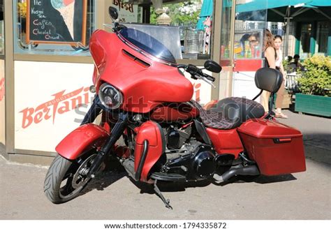 Harley Davidson Sports Glider Photos And Images Shutterstock