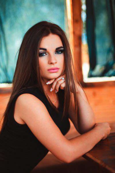 Dazzling Alyona Y O From Mykolaiv Ukraine With Brown Hair