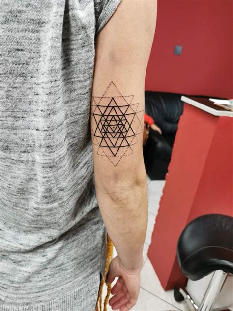 Sri Yantra Tattoo Sacred Geometry Tattoo Ideas Black And White