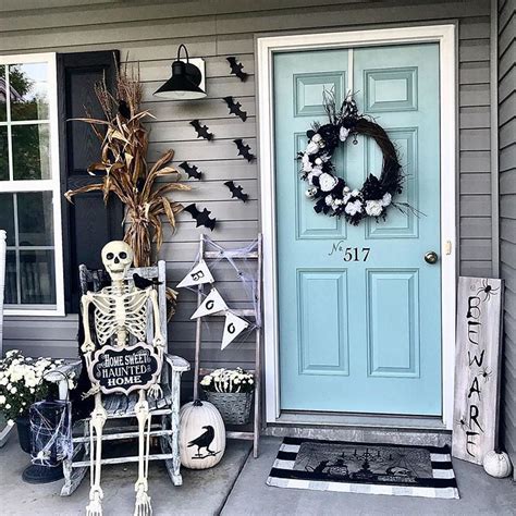 22 Halloween Porch Ideas To Transform Your Porch Morgan Boulevard Artofit