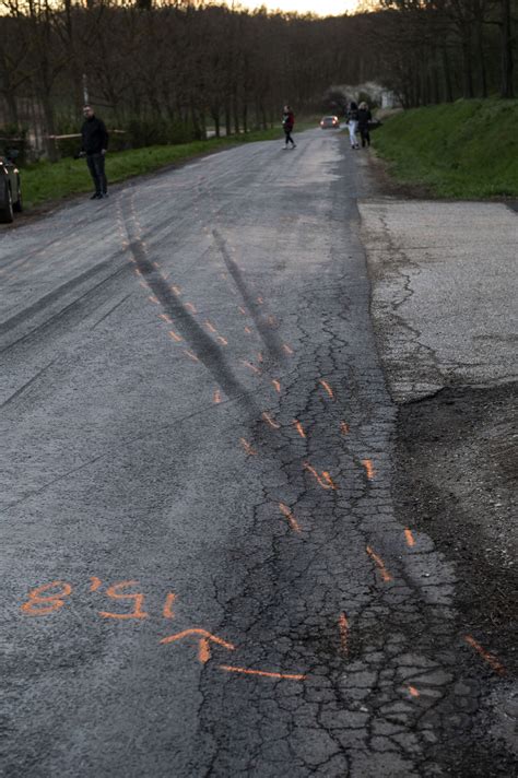 Mutatjuk Az Esztergomnyerges Rallyn T Rt Nt Tragikus Baleset Ut N