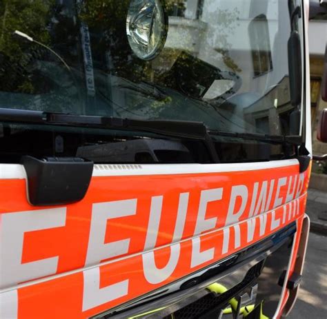 Lagerhalle In Flammen Gro Einsatz In Lichtenberg Welt