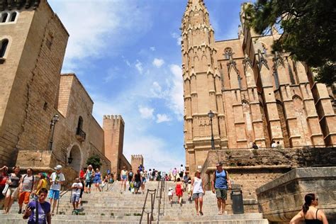 Palma De Mallorca Sightseeing Day Tour Triphobo