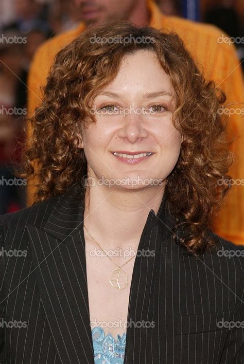 Sara Gilbert Hair