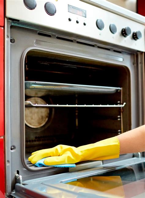 Como limpar o forno métodos comprovados