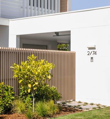 Transforming Your Space With Vertical Batten Fences