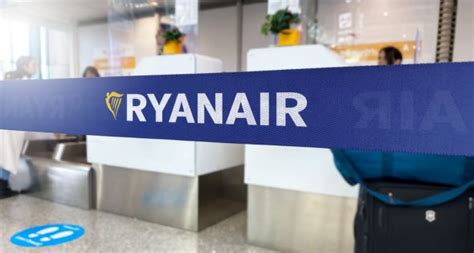 Ryanair Busca Empleados Para Verano No Requiere Experiencia Previa