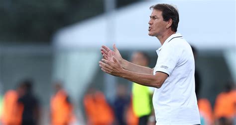 Barça Rudi Garcia prêt à récupérer les services d un indésirable